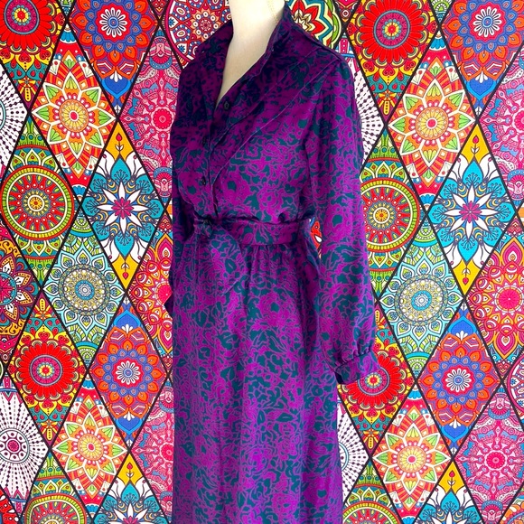 Vintage 1970s Purple & Green Patterned Long Sleeved Dress Sz 10 - Picture 2 of 11